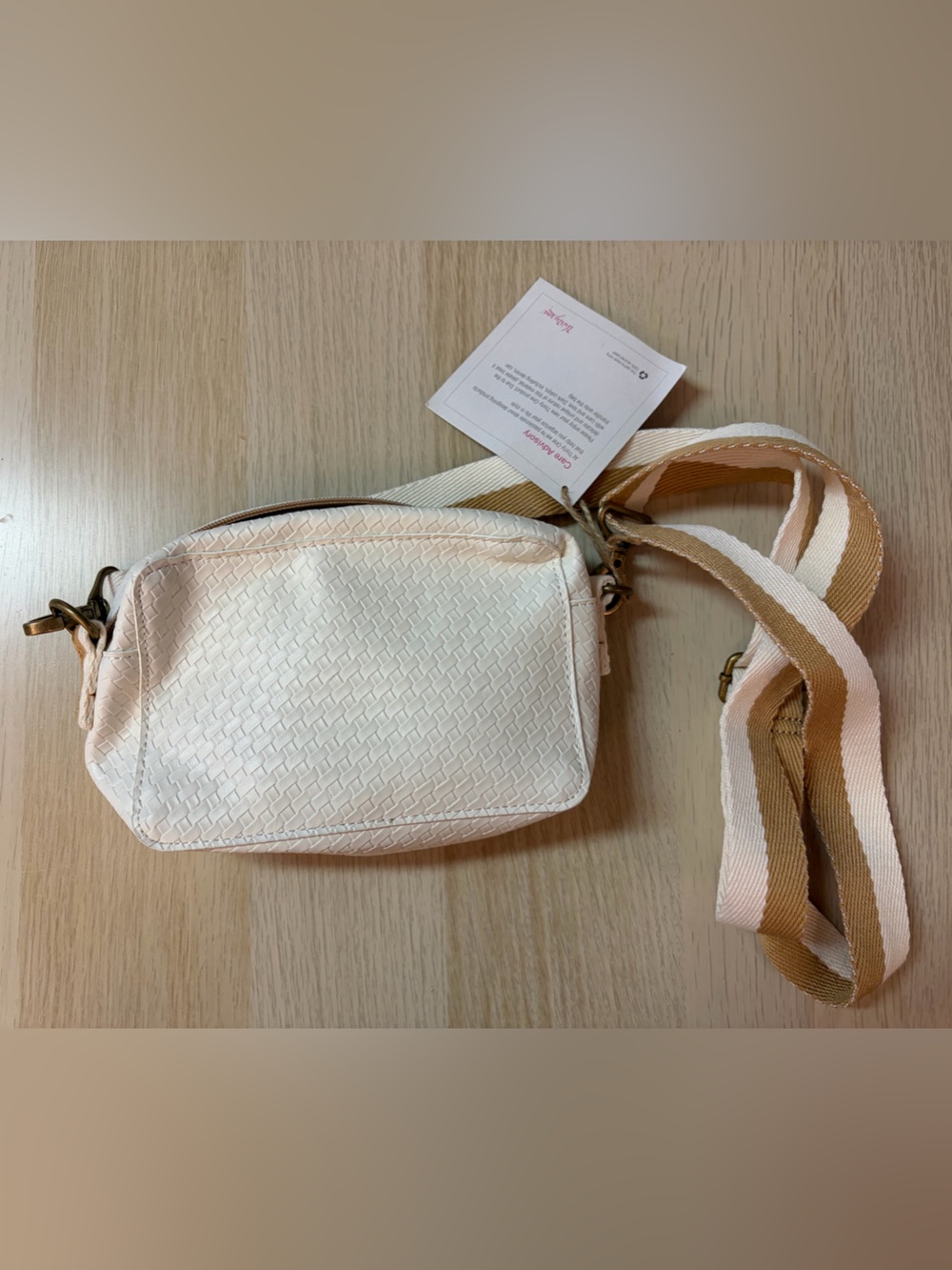 Thirty One Boutique Crossbody Women’s Woven White Basketweave